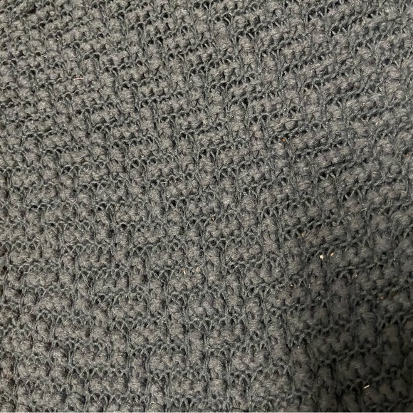 Victoria’s Secret Slouchy Open Knit Sweater Size L Black V Back Oversized Casual - Picture 3 of 10